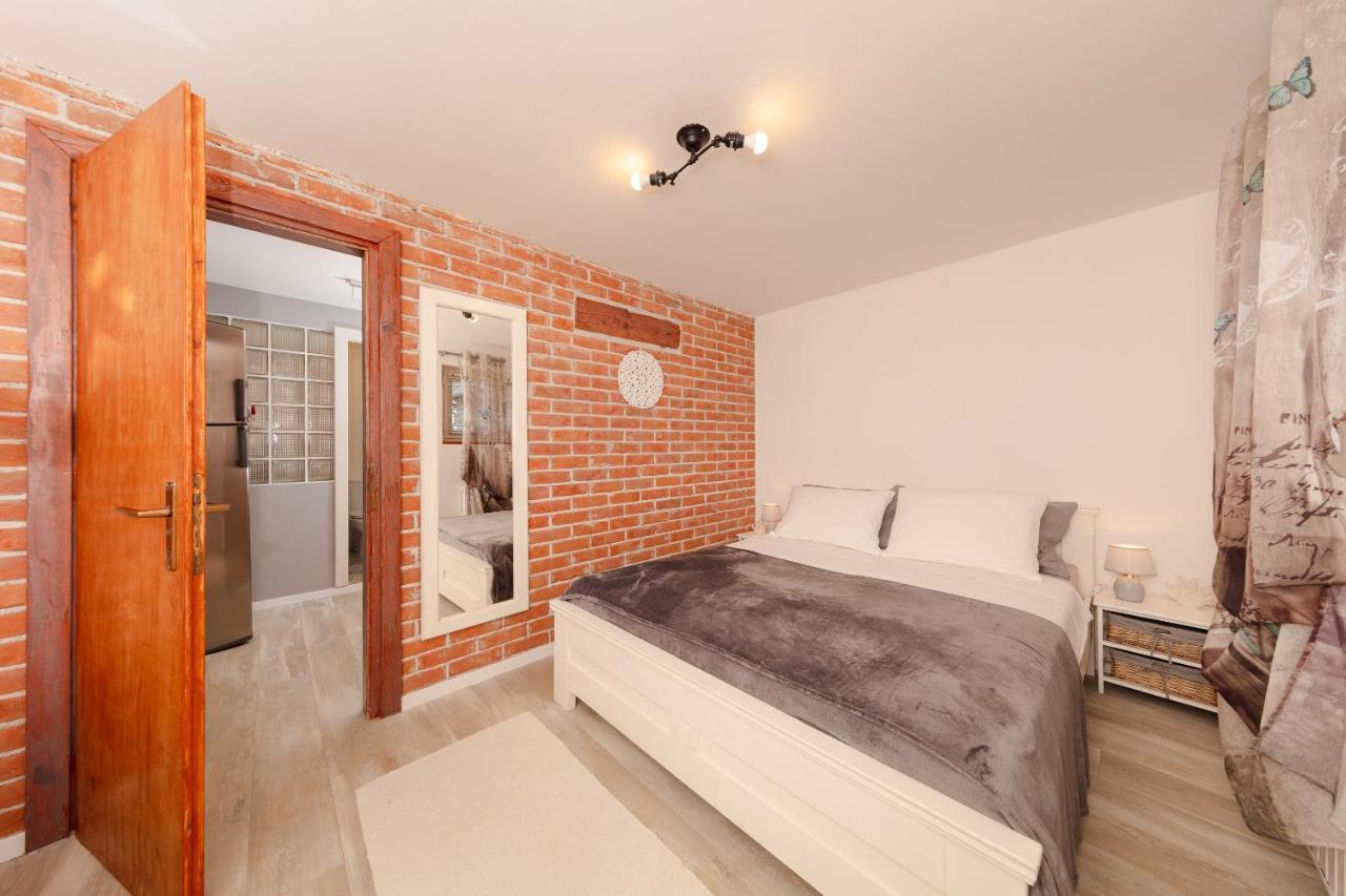 Casa Mia - Apartman Zara Medulin Luaran gambar